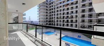 Pool Views | 6 Cheques | Chiller Free