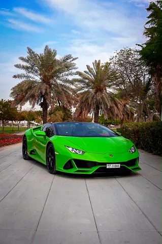 Lamborghini Huracan Evo Spyder for rent