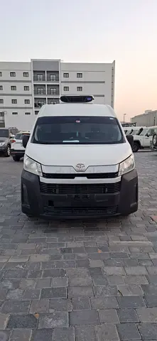2020 Toyota Hiace GL GCC Specs high roof chiller