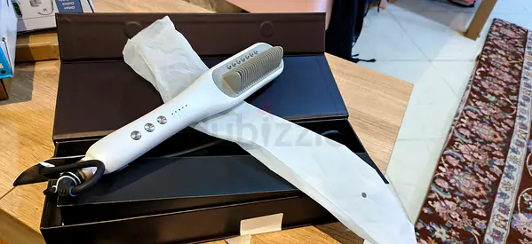 White Electric Hair Straightening Brush