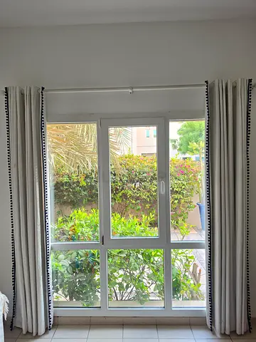 Great quality made-to-measure Curtains with poles