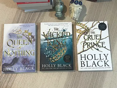 Holly Black paperback set — The Queen of Nothing, The Wicked King, The Cruel Prince