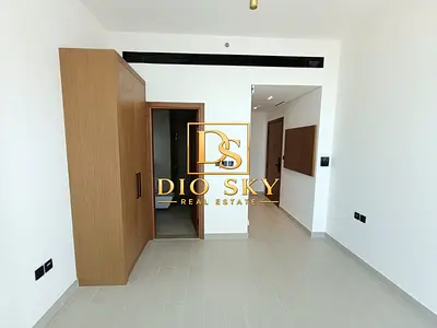 Well Maintained | High Floor | Vacant Now