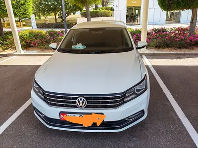 2017 Volkswagen PASSAT — фото 1
