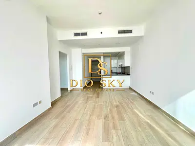 Bright Apartment | High Floor | JVC View