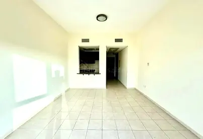 Huge Layout | Un-Furnished | Ready to Move