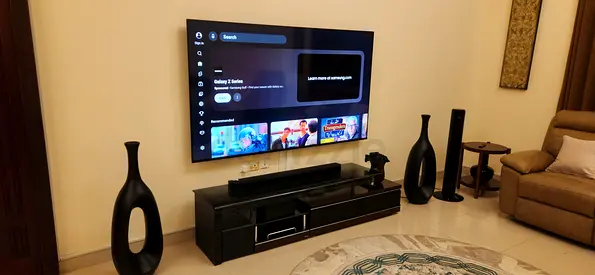 Samsung 82 inch Premium UHD 4K Smart TV