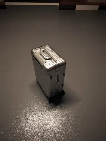 Luggage rimowa