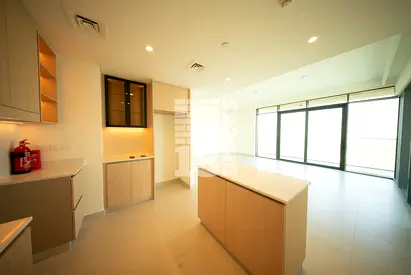 3Bedroom with Large Balcony facing Golf Views