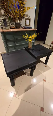 2 Solid wood side tables
