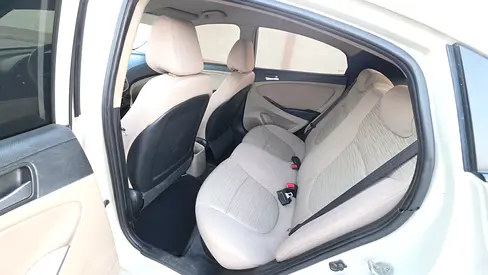 صورة مصغرة 11 لـ 2015 Hyundai ACCENT