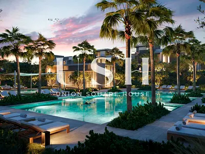 NEAR ENTRANCE | DIRECTLY ON THE PARK | MULTIPLE OPTIONS