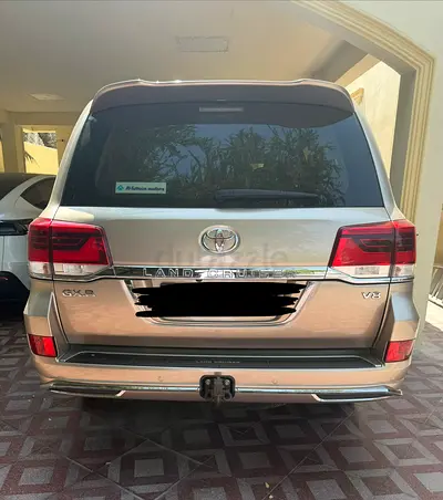 Toyota Land Cruiser 2017 GXR GCC Specs