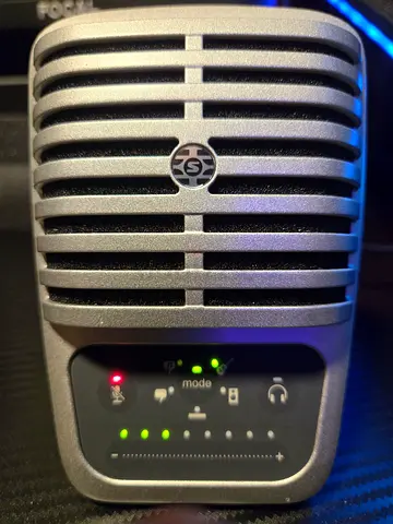 Shure MV51, Digital Large-Diaphragm Condenser Microphone, Studio Quality Recording, iOS & Android.