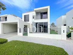 Single Row | Well Maintained | Landscaped Garden
