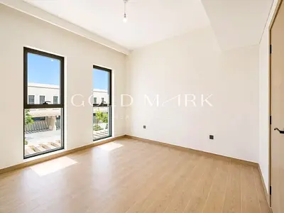 4 BHK | MOVE IN READY | SEMI-BACK TO BACK