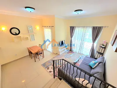 Spacious 2 bedroom townhouse/ fully furnished/ready to move in