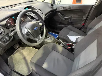 2015 FORD FIESTA 照片 7