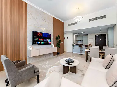 NEW LUX 2BD, Marina, High Floor, Gym & Pool