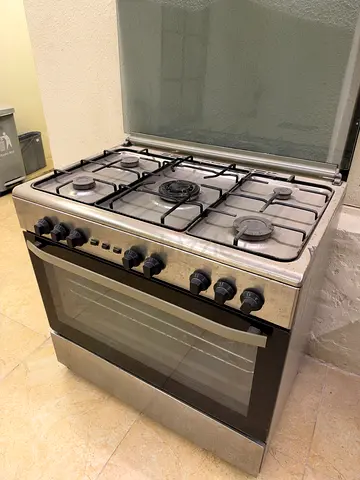 Stainless steel built-in gas oven and cooktop (used)