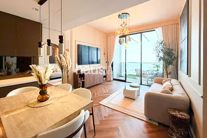 Upgraded | Luxury Furniture | High Floor