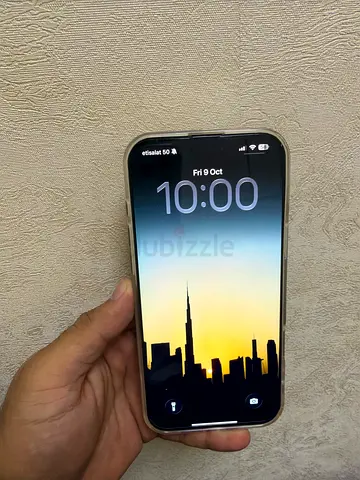 iPhone in best working condition with clear screen no scratches fresh piece