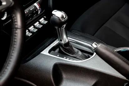 2022 FORD MUSTANG photo 10