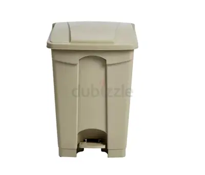 Beige Plastic Pedal Bin (Trash Can) - 50L, Good Condition