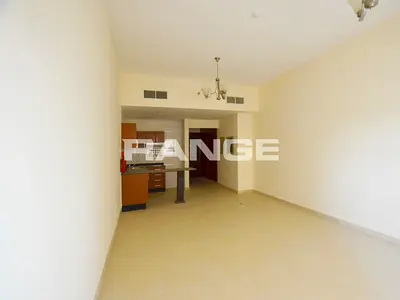 Huge Studio| Prime Location| No Balcony