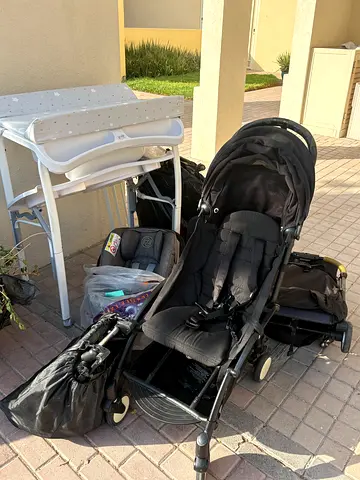 FREE! Baby strollers and car seats and changing table