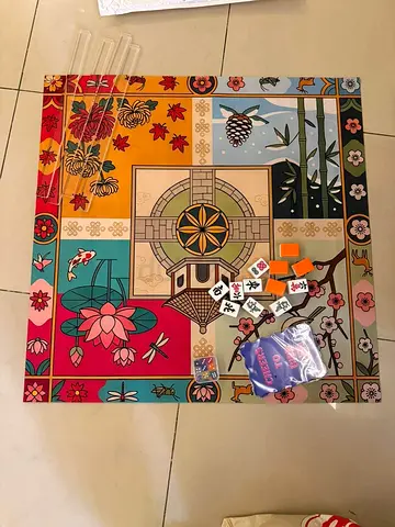 Traditional Mahjong Set with Decorative Game Mat - Complete Pieces