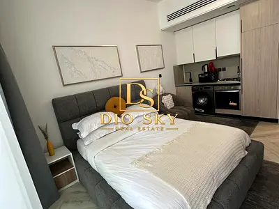 Luxury Furnished |Near to Entrance | Ready to Move