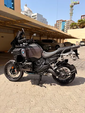 BMW r1300gs adventure 2026 triple black gcc