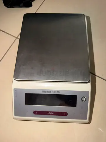 Mettler Toledo Precision Laboratory Balance - Good Working Condition