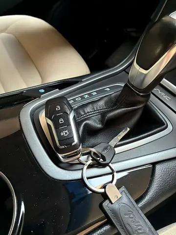 2016 FORD EDGE 缩略图 16