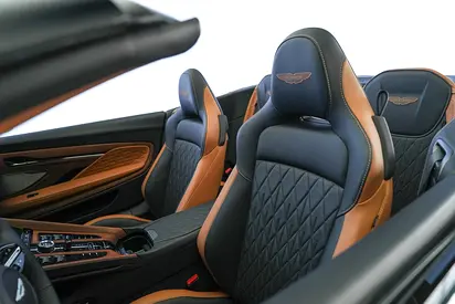 2024 Aston Martin DB12 缩略图 15