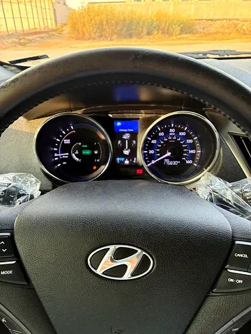 صورة 6 لـ 2015 Hyundai SONATA