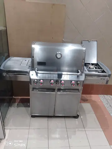 Weber summit S- 470 Large Gas Barbecue burner with side Burner stainless steel Full heavy duty