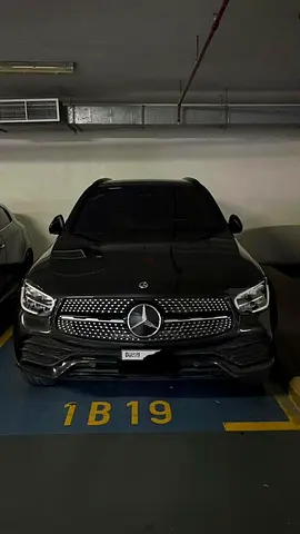 Lady Driven 2022 Mercedes-Benz GLC-Class GLC 300 American Specs