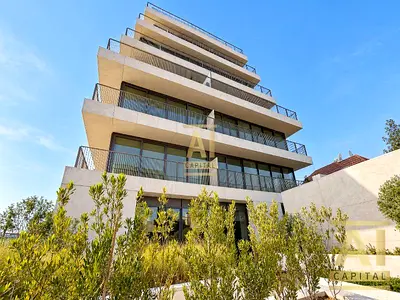 Elegant Unit | Vacant | Unfurnished with Balcony