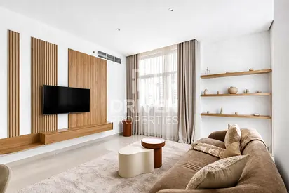 Elegant Furnitures | Ready to Move in | Spacious