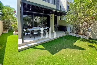 End Corner | Partially Furnished | Big Plot