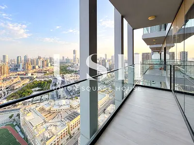 Stunning 1BR l Unobstructed Skyline Views l Unfurnished