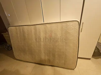 Queen size mattress for free