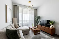 High-Floor 2BR with Balcony in Regalia, Business Bay