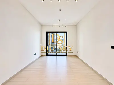 Luxury Apartment | Near to Mall | Ready to Move