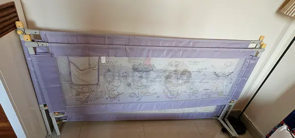Bed Guard Rail / Playpen-style Bed Fence for Toddler (Purple, Mesh Sides)