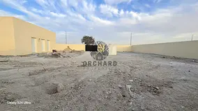 Wonderful/ 10500 sqft with 2 office / 25 kw / Roadbase /