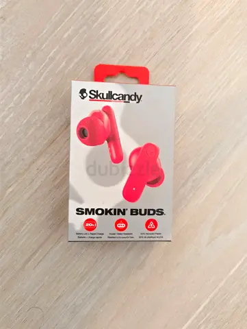 Skullcandy earbuds