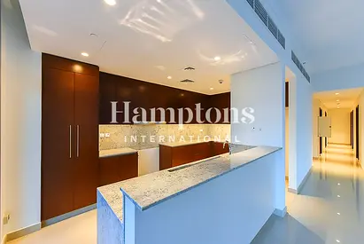 Large Layout | Rare Unit | Vacant